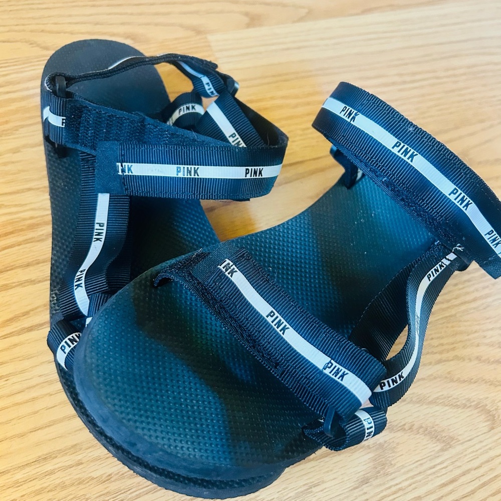 VS Pink Black Sandals sz 7/8 - Picture 2 of 4
